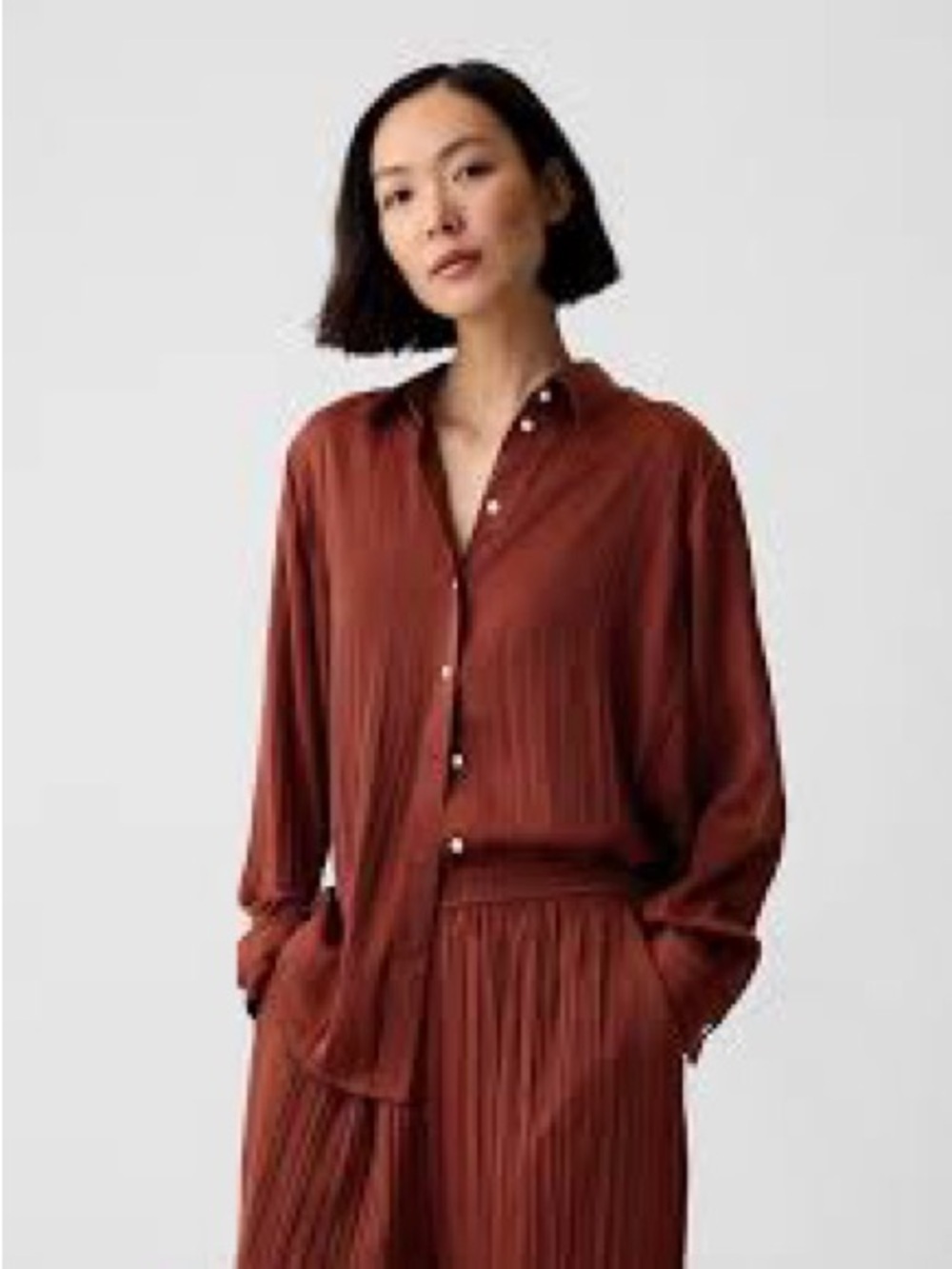 Pleated Satin Boyfriend Shirt gap s Smoked paprika brown small